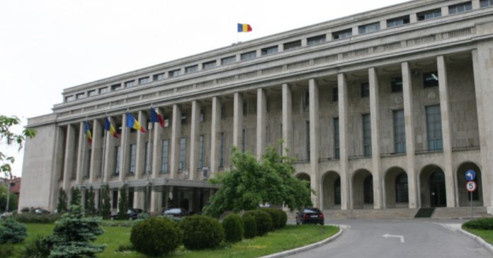 Avertisment: Reforma administrației centrale poate zdruncina sistemul
